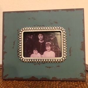 Jeweled Rustic Picture Frame. Size 3.5x5.